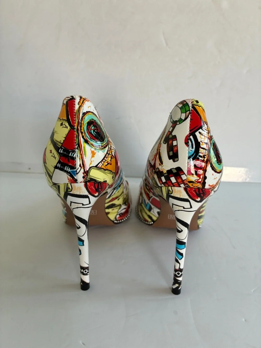 Graphic Print Pointed Toe Pumps Multi-Color Stiletto Heels Size 9.5 NEW - Picture 7 of 9